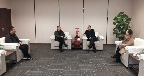 十七冶四川分公司余志忠總經(jīng)理來公司考察